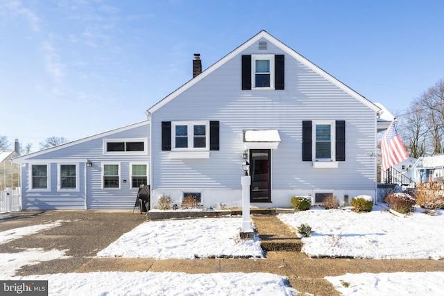 view of front of house