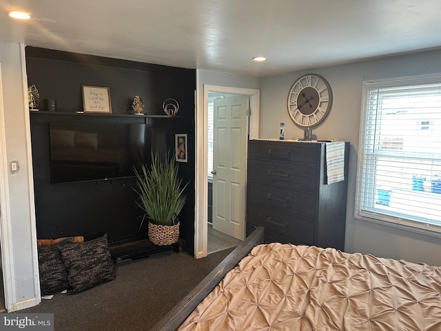 bedroom featuring carpet flooring