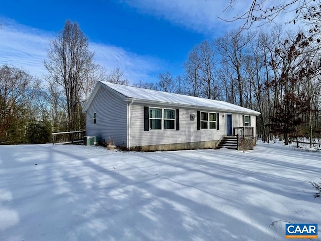 view of front of home featuring central AC