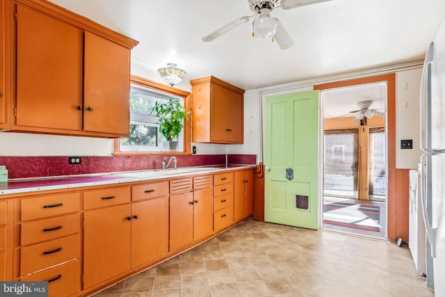 kitchen with sink and ceiling fan