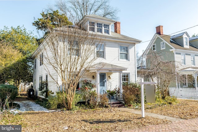 view of front of property