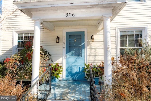 view of entrance to property