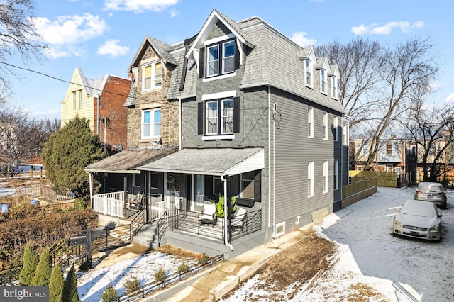 view of front facade with a porch