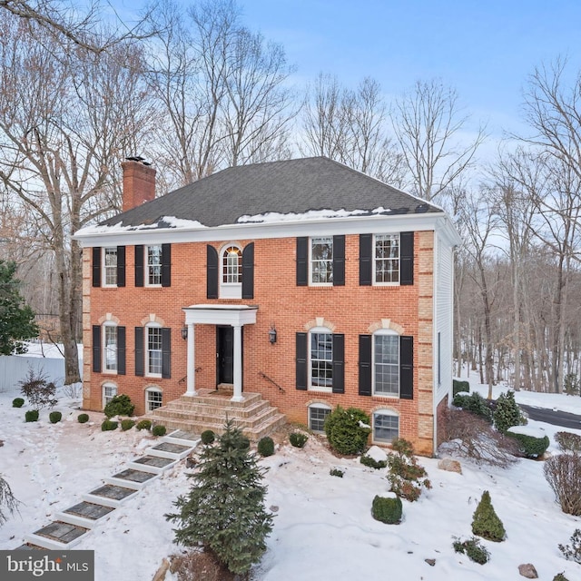 view of colonial inspired home