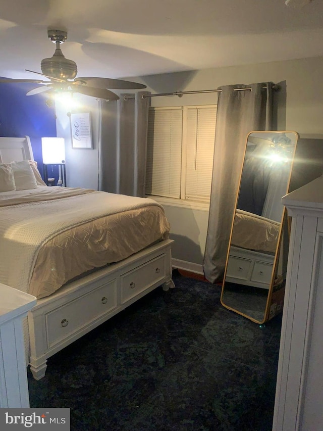 bedroom featuring ceiling fan