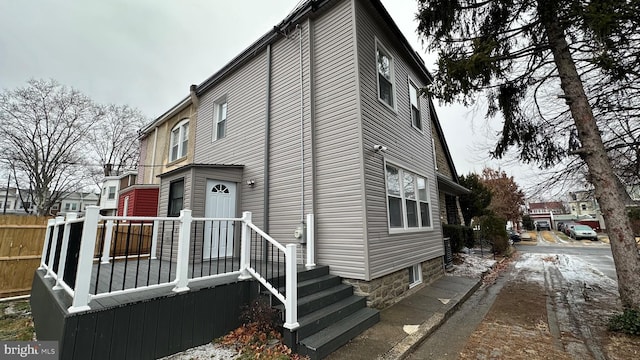 view of front of property