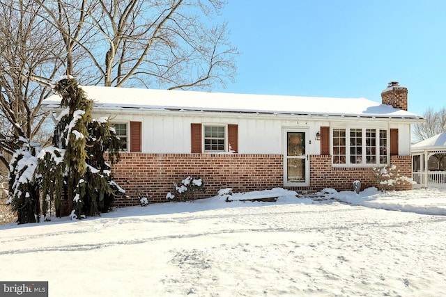 view of front of home