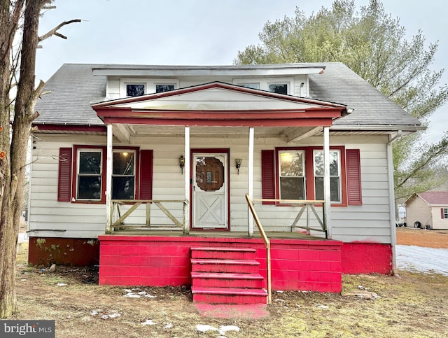 bungalow featuring covered porch