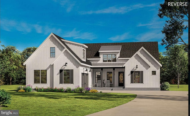 modern inspired farmhouse featuring a front lawn and covered porch