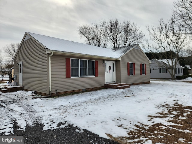 view of front of property