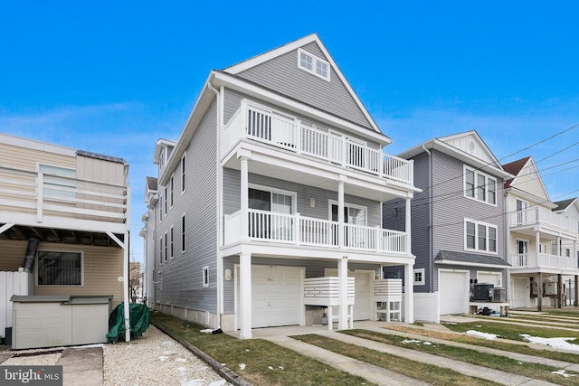 view of front facade with a garage