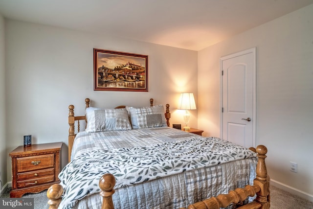 view of carpeted bedroom