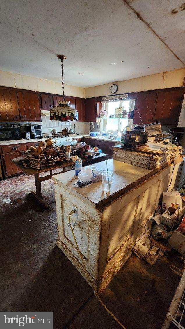 kitchen with a textured ceiling