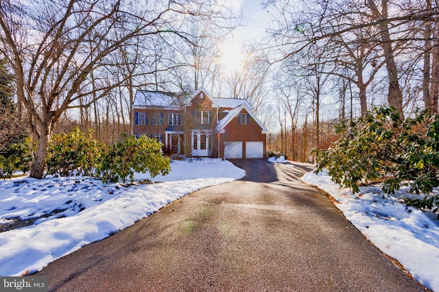 view of front facade featuring a garage