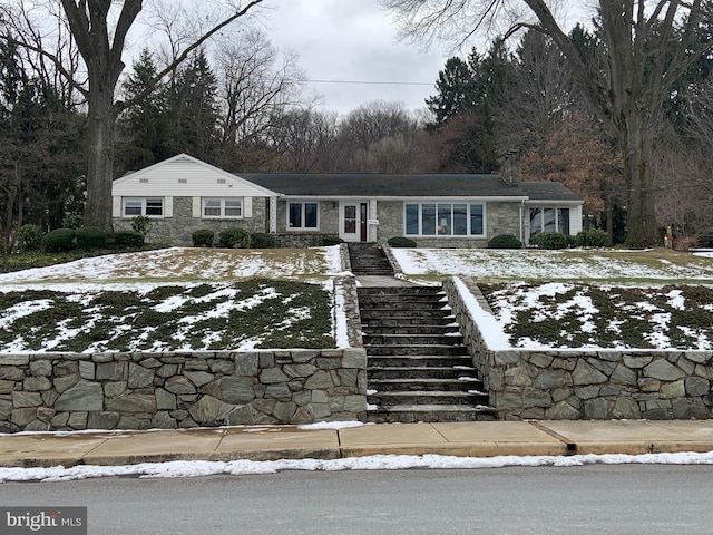 view of front of house