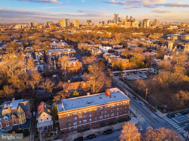 view of aerial view at dusk