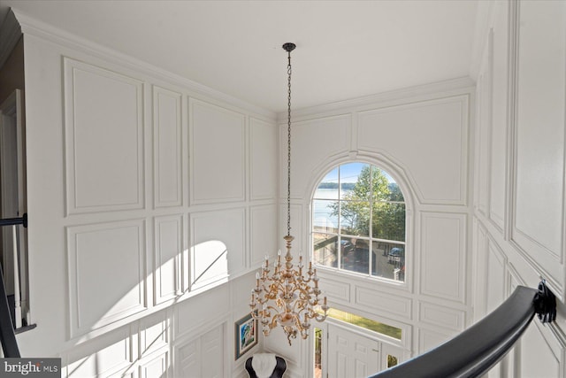 room details with ornamental molding