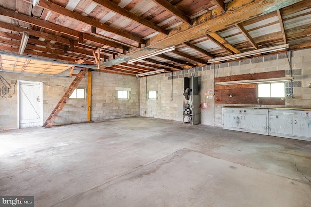 garage with heating unit