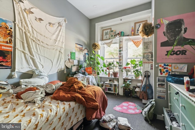 view of carpeted bedroom