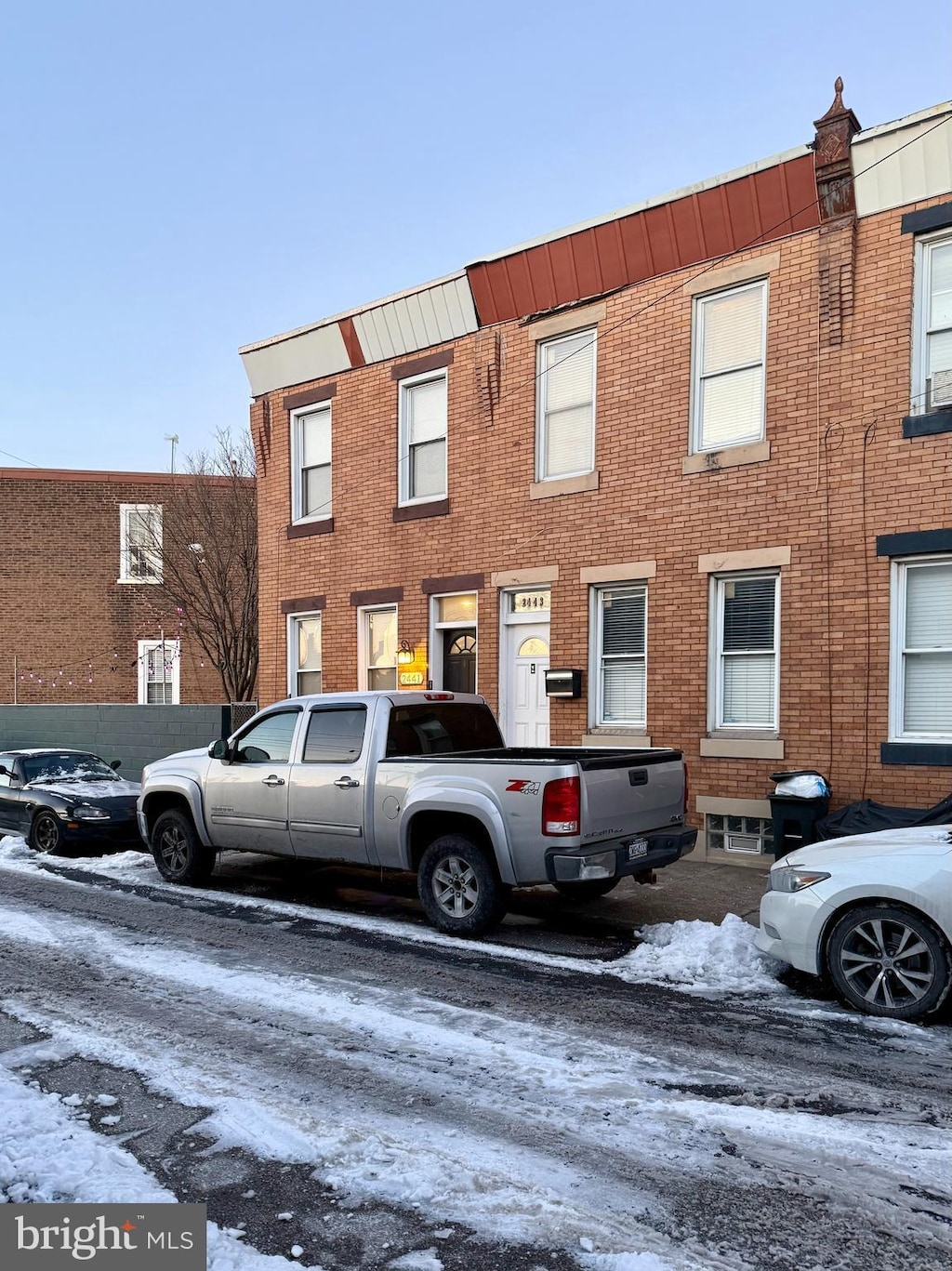 view of townhome / multi-family property