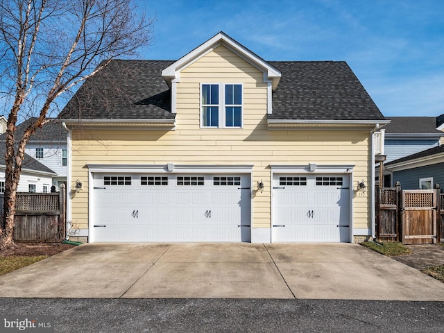 view of front facade featuring a garage