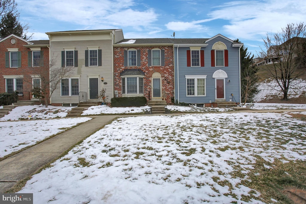 view of townhome / multi-family property