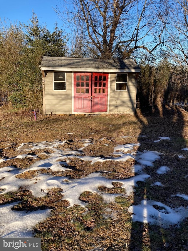 view of outdoor structure