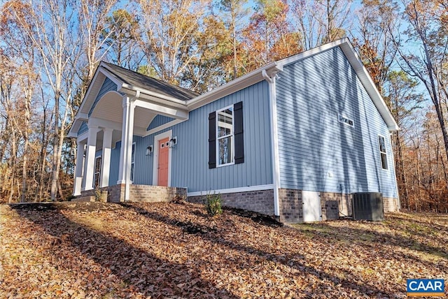 view of front of property featuring central AC