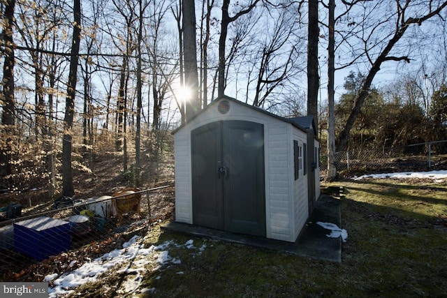 view of outbuilding