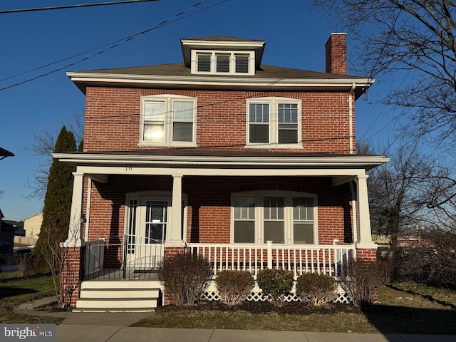 view of front of home with covered porch