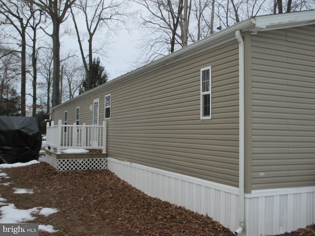 view of home's exterior