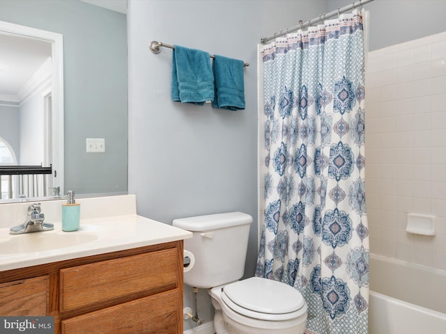 full bathroom with shower / bath combination with curtain, vanity, and toilet