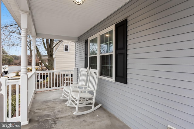 balcony with a porch