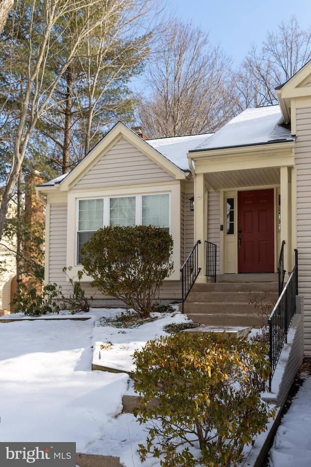 view of front of house