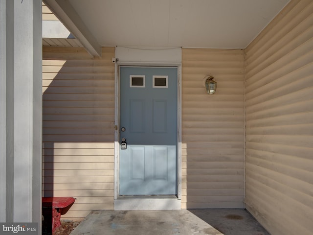 view of property entrance