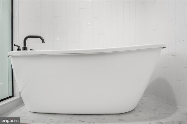 bathroom featuring a bathing tub