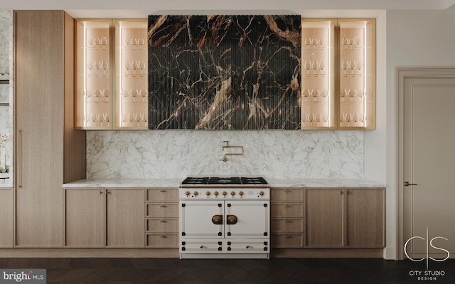 kitchen with tasteful backsplash