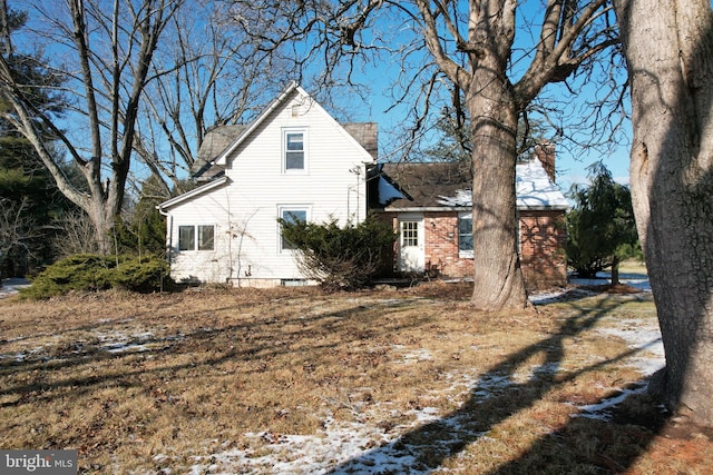 view of side of property