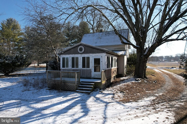 view of front facade