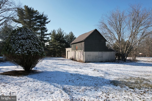 exterior space with an outbuilding