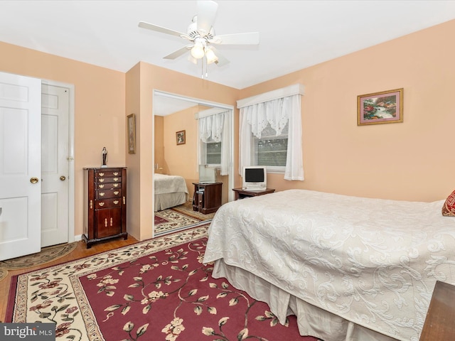 bedroom featuring ceiling fan