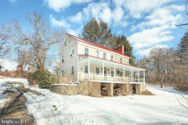 view of front facade featuring covered porch