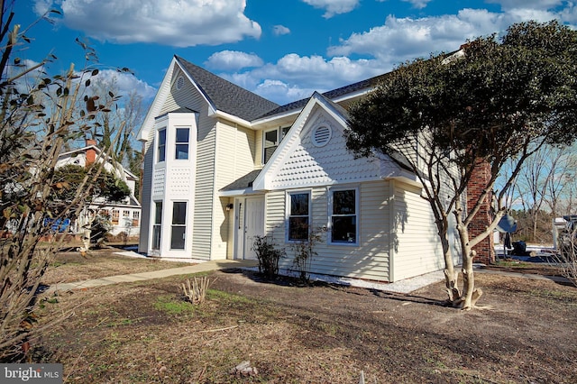 view of front of house