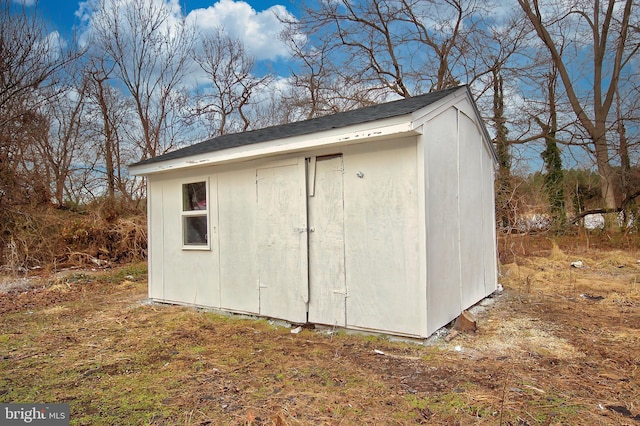 view of outdoor structure