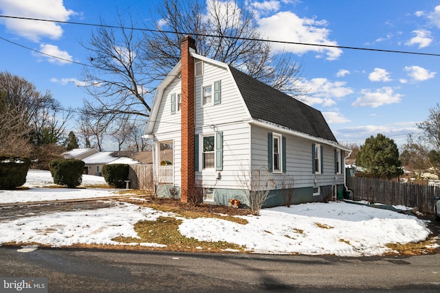 view of front of property