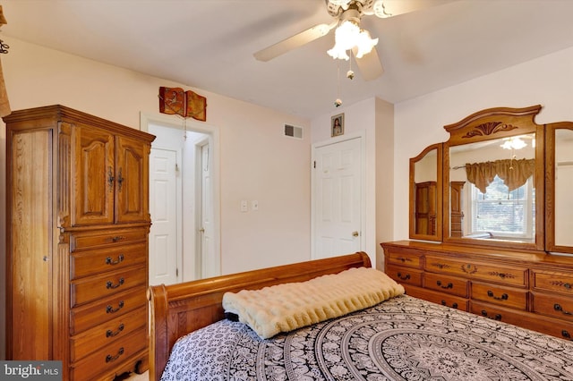 bedroom featuring ceiling fan