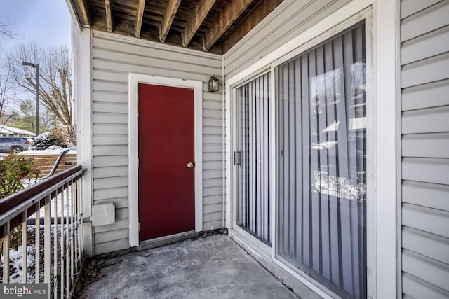 view of property entrance