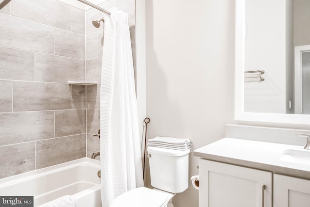 2 Stationmaster St SE Unit 302, Leesburg, VA 20175 - bathroom featuring vanity, shower / bath combo, and toilet