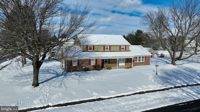 view of front of property