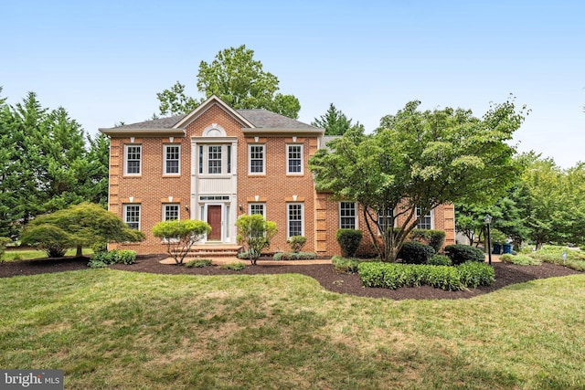 colonial house with a front yard